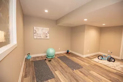 N67W34857  Ireland Dr, Oconomowoc, WI 53066 - Photo 65