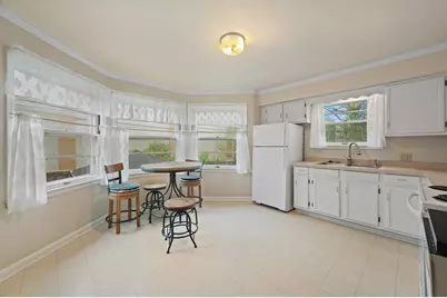 4146 N Bartlett Ave #4148, Shorewood, WI 53211 - Photo 25