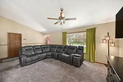 495 E Marquette Ave, Oak Creek, WI 53154 - Photo 23