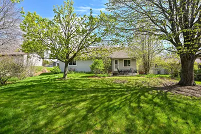 495 E Marquette Ave, Oak Creek, WI 53154 - Photo 21