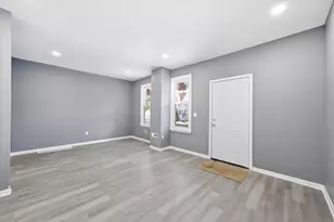 3341 N Richards St, Milwaukee, WI 53212 - Photo 9