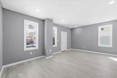 3341 N Richards St, Milwaukee, WI 53212 - Photo 9