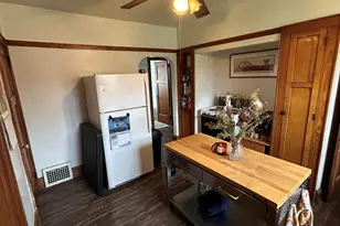 1309 S 86th St, West Allis, WI 53214 - Photo 3