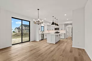 1737 Hammock Ln, Oconomowoc, WI 53066 - Photo 5