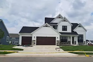 1750 Whalen Dr, Oconomowoc, WI 53066 - Photo 1