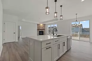 1746 Whalen Dr, Oconomowoc, WI 53066 - Photo 5