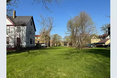 2409 N 1st St, Milwaukee, WI 53212 - Photo 3