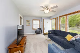 315 Hillcrest Dr, Fort Atkinson, WI 53538 - Photo 9