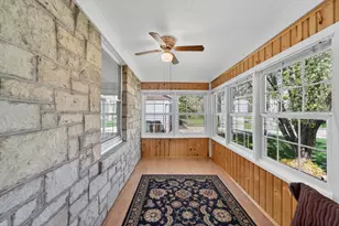 13707 W Forest Dr, New Berlin, WI 53151 - Photo 9