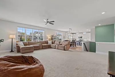 W158N6711  Tamarack Trl, Menomonee Falls, WI 53051 - Photo 9