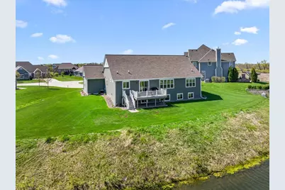 W158N6711  Tamarack Trl, Menomonee Falls, WI 53051 - Photo 57