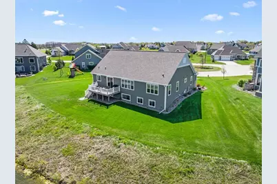 W158N6711  Tamarack Trl, Menomonee Falls, WI 53051 - Photo 55