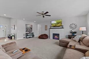 W158N6711 Tamarack Trail, Menomonee Falls, WI 53051 - Photo 7