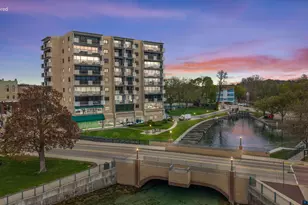 101 Broad St, Lake Geneva, WI 53147 - Photo 81