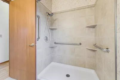 7883 S Scepter Dr #1, Franklin, WI 53132 - Photo 13