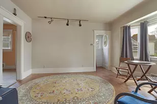 907 Chicago St, Racine, WI 53405 - Photo 7