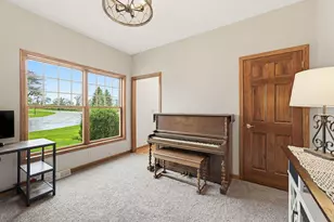 740 Meadow Ridge Ct, Brownsville, WI 53006 - Photo 15