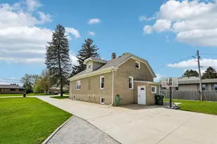 2670 4 1/2 Mile Rd, Racine, WI 53402 - Photo 41