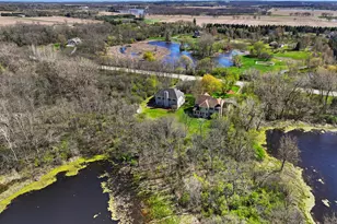 392 Co Rd B, Fontana, WI 53125 - Photo 59