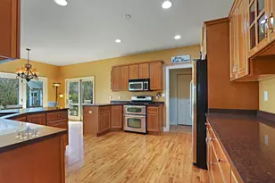 392 Co Rd B, Fontana, WI 53125 - Photo 19