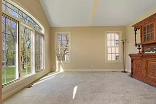 392 Co Rd B, Fontana, WI 53125 - Photo 7
