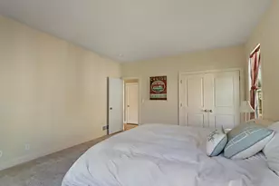 392 Co Rd B, Fontana, WI 53125 - Photo 23