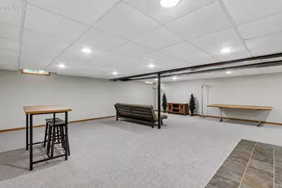 N53W15415  Balsam Dr, Menomonee Falls, WI 53051 - Photo 33