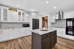 S1W31448 Hickory Hollow Ct, Delafield, WI 53018 - Photo 19