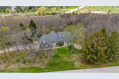 S1W31448  Hickory Hollow Ct, Delafield, WI 53018 - Photo 3
