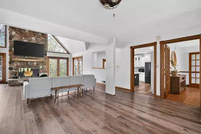 S1W31448  Hickory Hollow Ct, Delafield, WI 53018 - Photo 11
