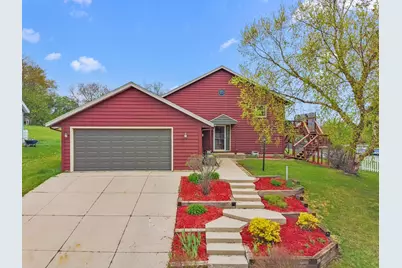 408  Dunford Dr, Burlington, WI 53105 - Photo 1