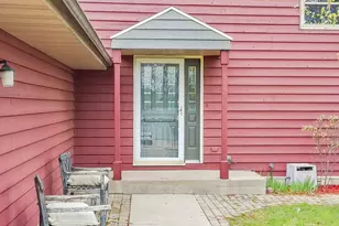 408 Dunford Dr, Burlington, WI 53105 - Photo 3