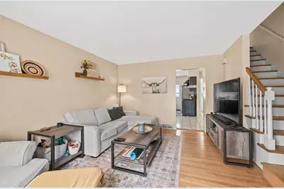 2109 N 70th St #2111, Wauwatosa, WI 53213 - Photo 3