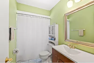 2109 N 70th St #2111, Wauwatosa, WI 53213 - Photo 13