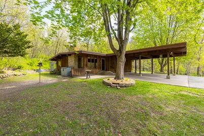 715  Alpine Ln, Onalaska, WI 54636 - Photo 3