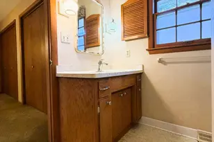 1100 W Duchess Ct, Bayside, WI 53217 - Photo 43