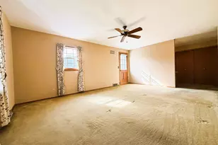 1100 W Duchess Ct, Bayside, WI 53217 - Photo 39