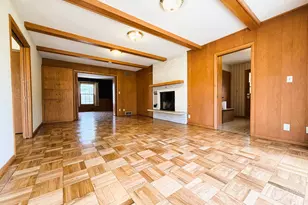1100 W Duchess Ct, Bayside, WI 53217 - Photo 19