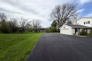 1100 W Duchess Ct, Bayside, WI 53217 - Photo 5