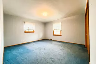 1100 W Duchess Ct, Bayside, WI 53217 - Photo 47