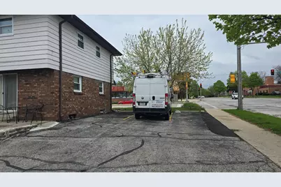 8324 W Morgan Ave #8330, Milwaukee, WI 53220 - Photo 3