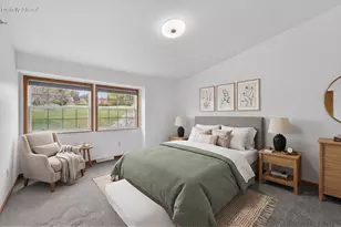 390 Dustin Dr, Brookfield, WI 53045 - Photo 7