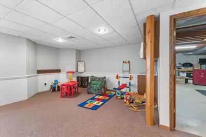 26041  Deer Ridge Trl, Racine, WI 53185 - Photo 37