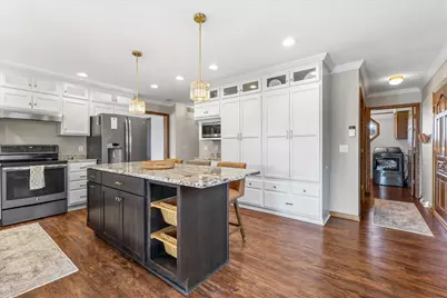 26041  Deer Ridge Trl, Racine, WI 53185 - Photo 11