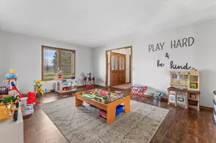 26041 Deer Ridge Trail, Racine, WI 53185 - Photo 3