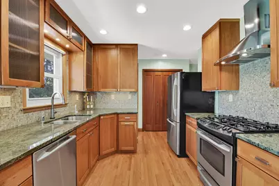 4140 N 162nd St, Brookfield, WI 53005 - Photo 7