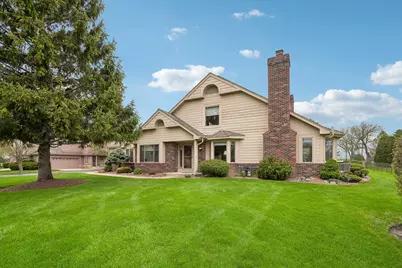 7402 W Twin Oaks Ct, Franklin, WI 53132 - Photo 45