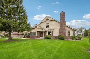 7402 W Twin Oaks Ct, Franklin, WI 53132 - Photo 45