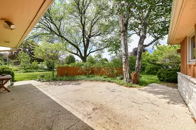 4585 S Harland Dr, New Berlin, WI 53151 - Photo 15