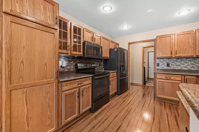 572  Nordic Ct, Slinger, WI 53086 - Photo 19